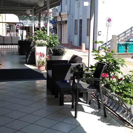 Madrid Aparthotel Lido di Jesolo