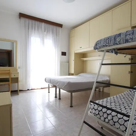 Madrid Aparthotel Lido di Jesolo